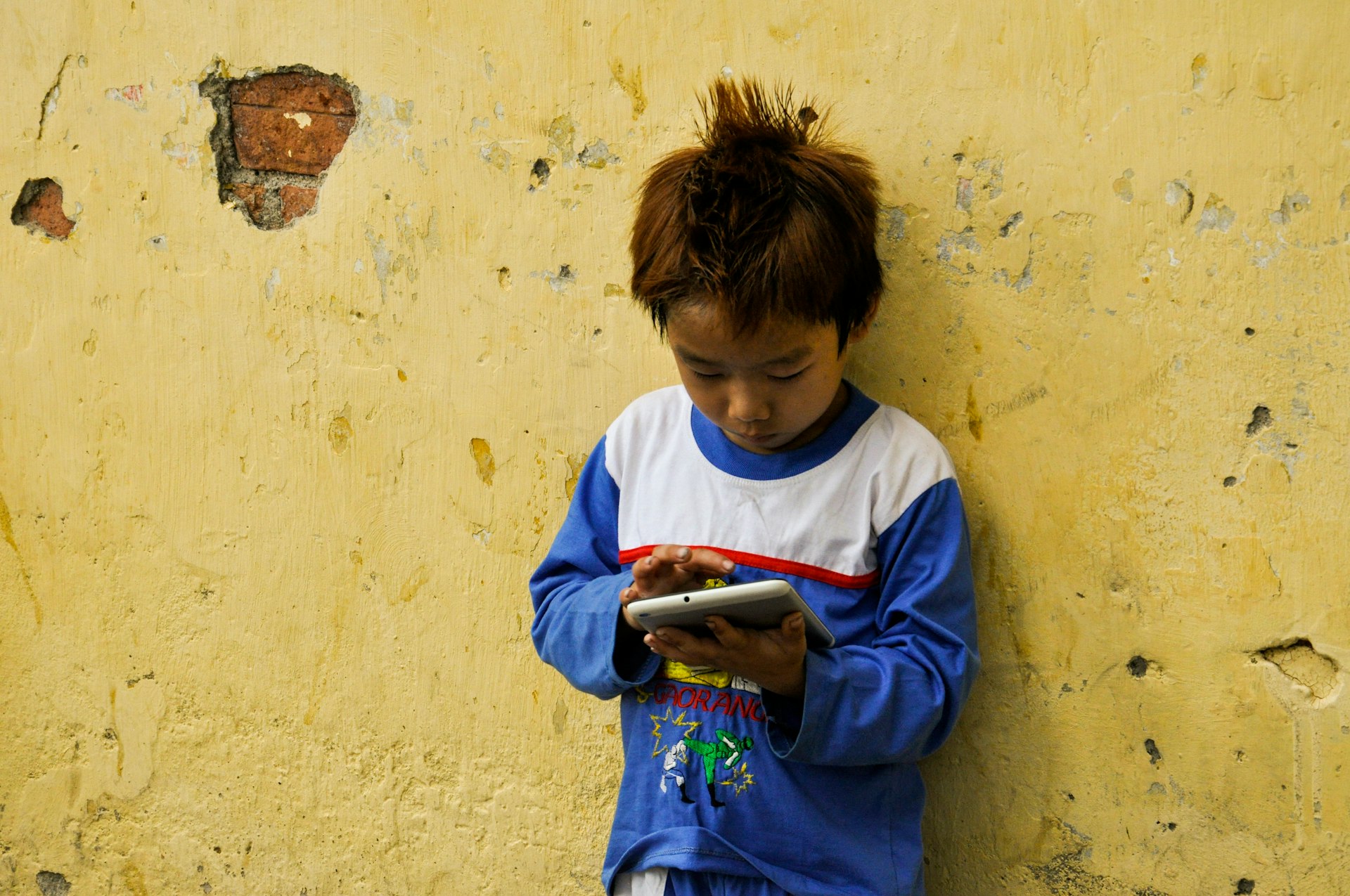 Empowering the Next Generation: Why Digital Literacy is Essential for Modern Education